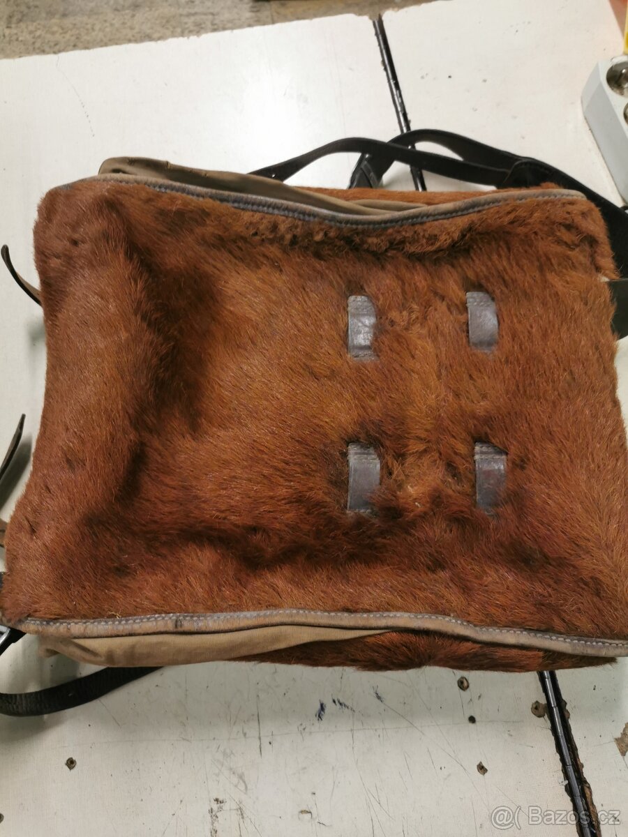 Vojenský batoh, Tele. - 2