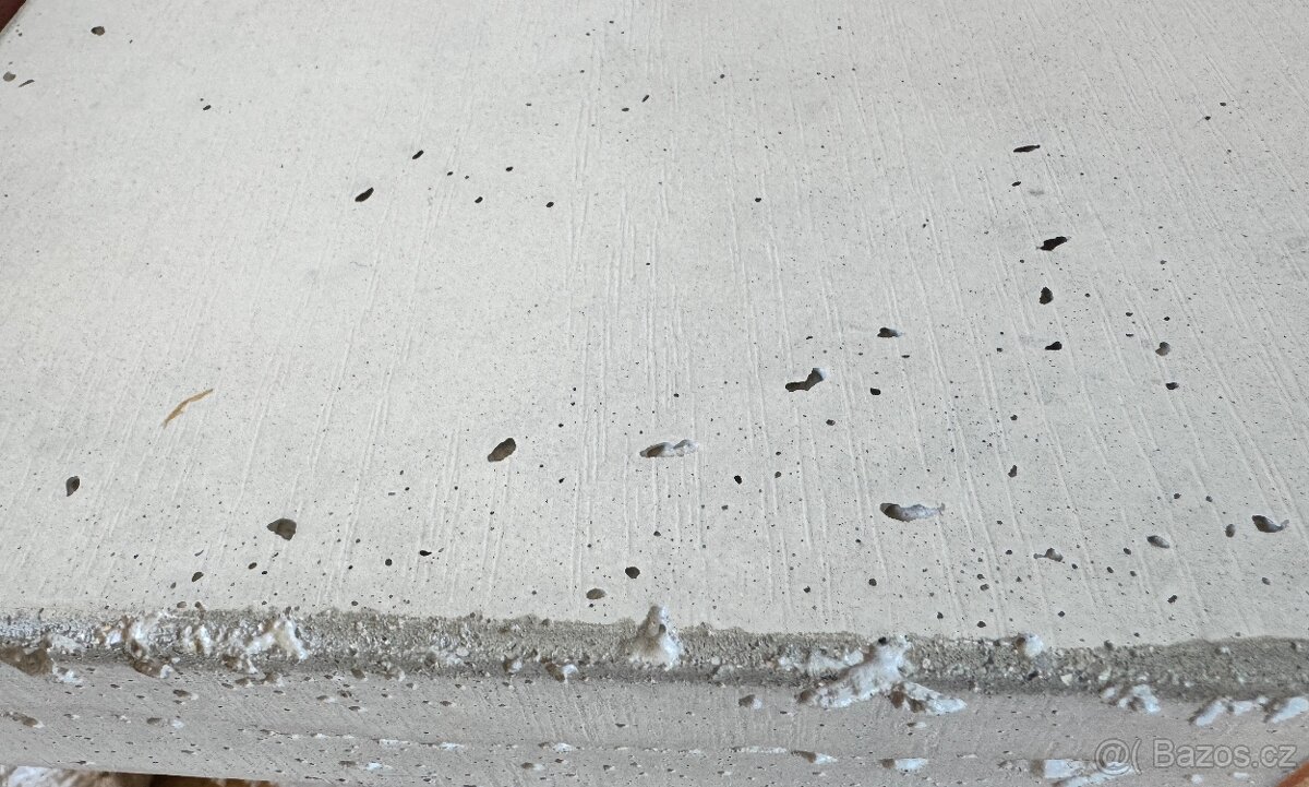 Betonový konferenční stolek - 2