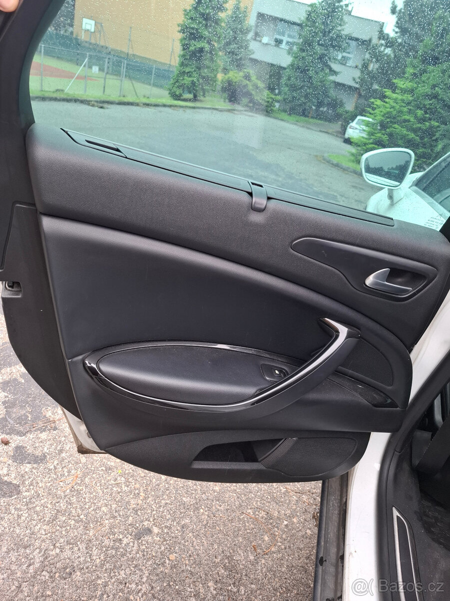 tapecy Citroen c5 X7 - 2