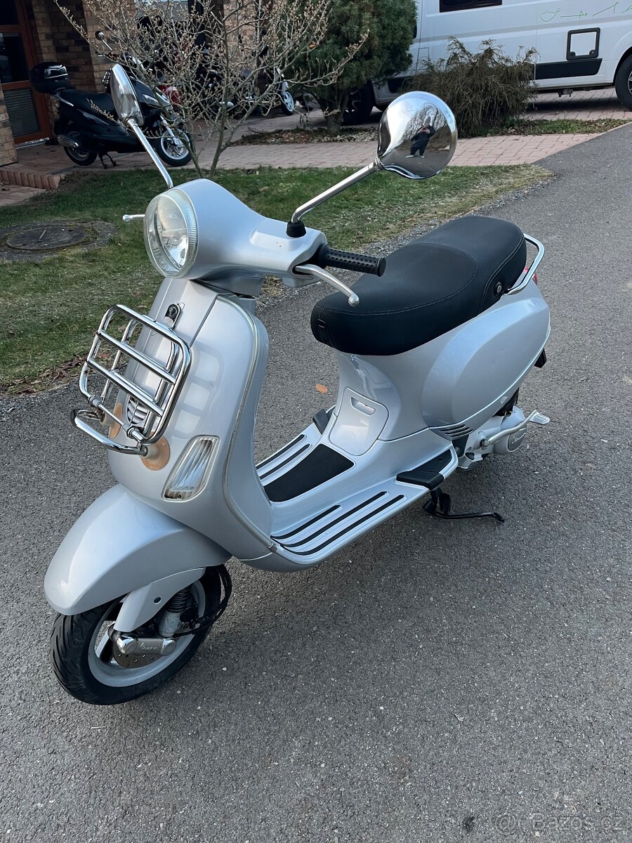 Vespa 125 LX - 2