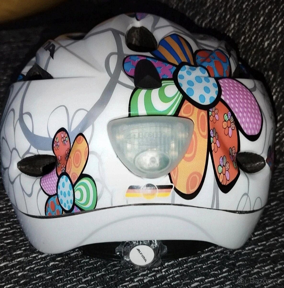 Dětská cyklistická přilba - 2