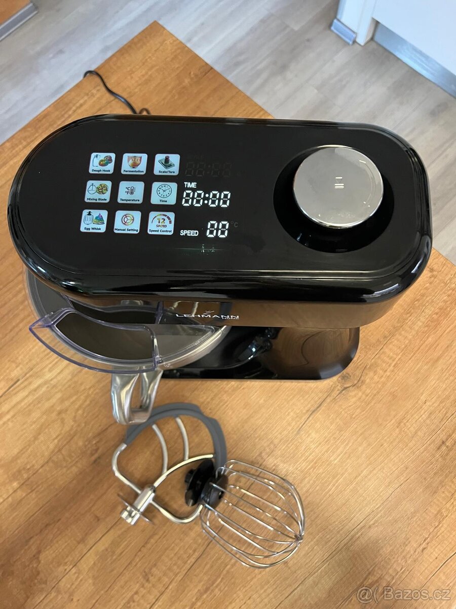 KUCHYŇSKÝ ROBOT - 2