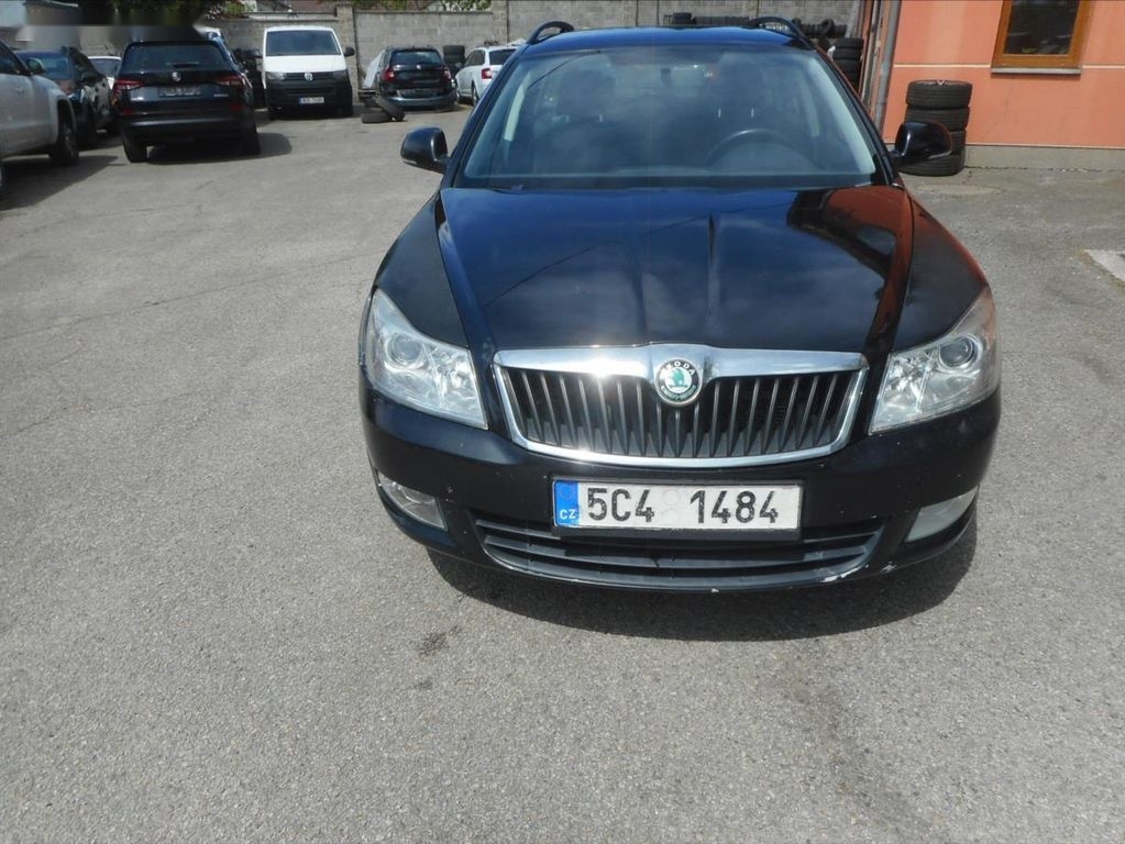 Škoda Octavia,1,6 TDi - 2
