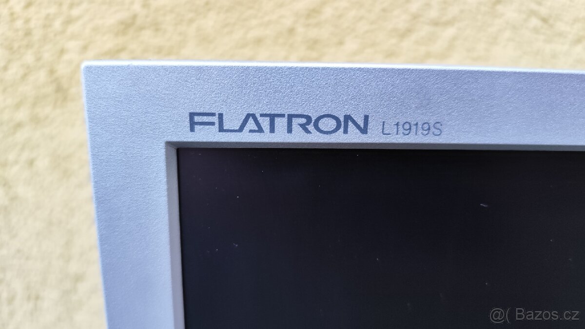 Monitor LG Flatron L1919S - 2