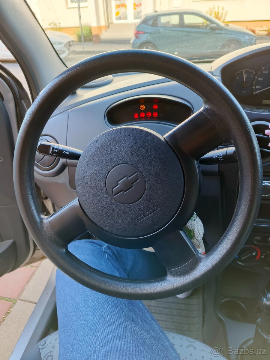 Chevrolet spark - 2