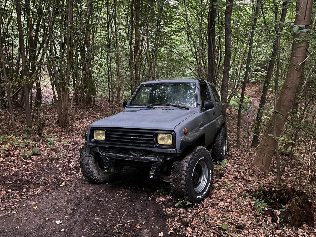 Offroad Daihatsu Feroza - 2