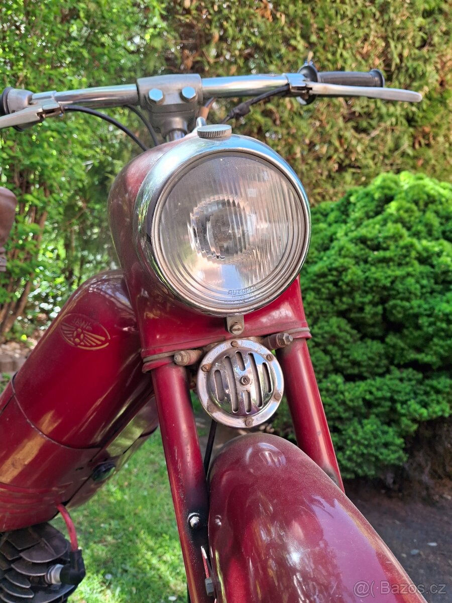 Jawa 555 - 2
