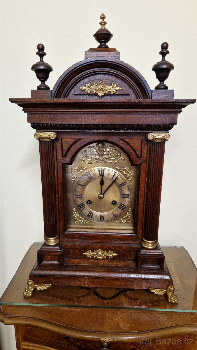 KRBOVÉ HODINY,JUNGHANS TOP STAV - 2