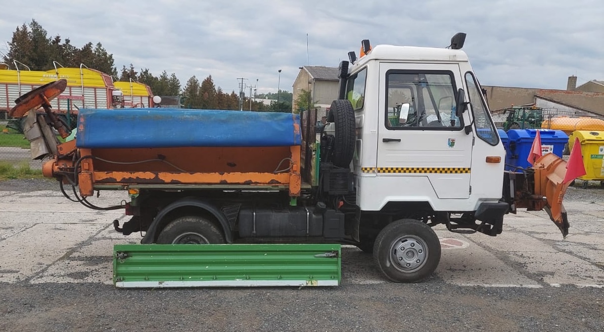 MULTICAR M26 4x4-Iveco 2.8 sklápěč,sypač,radlice, STK 6/2026 - 2