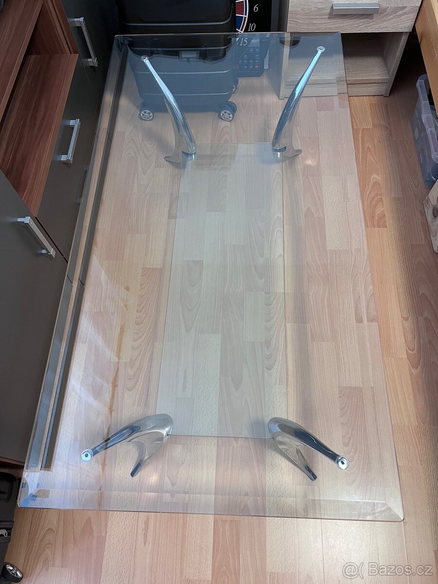 Konferenční stolek - 2