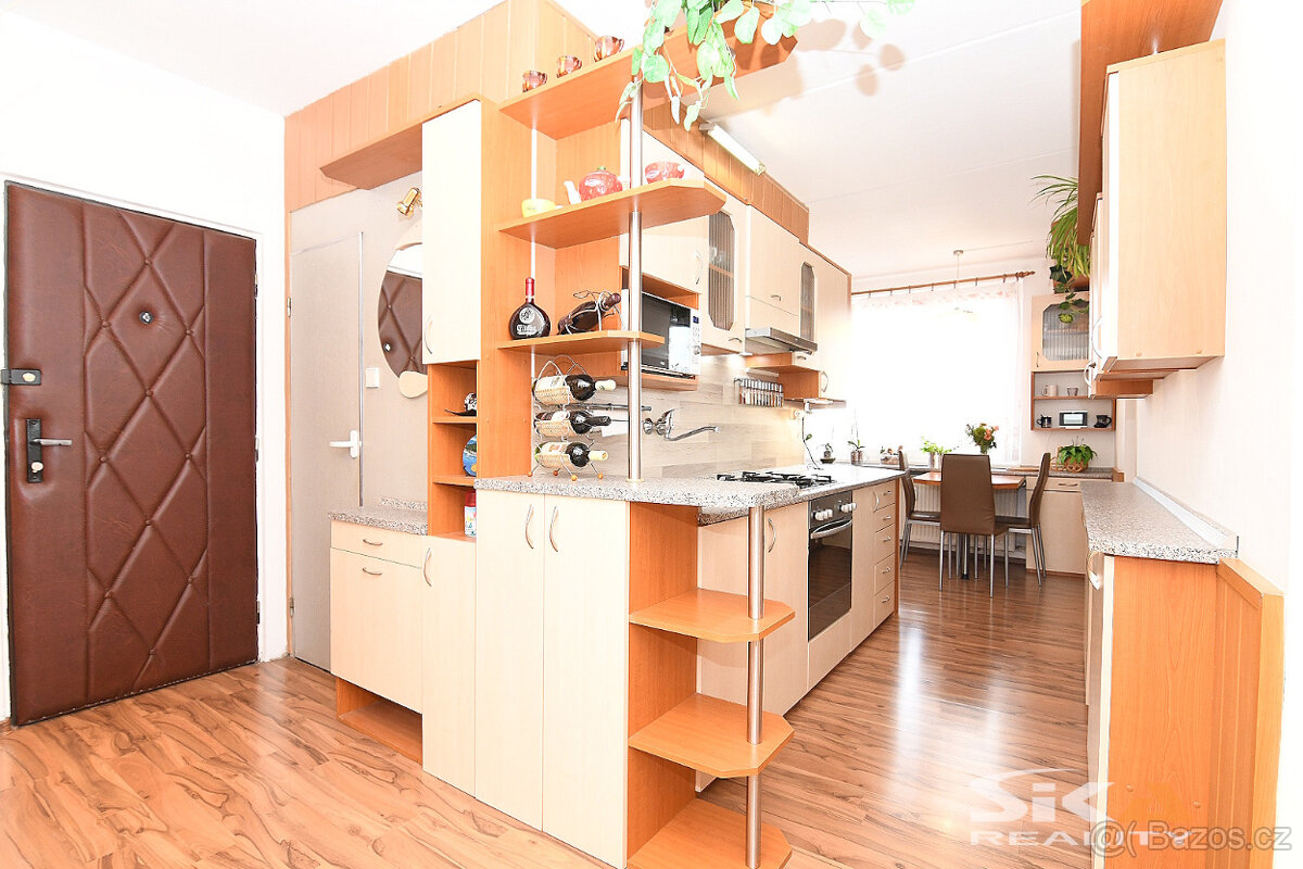 Prodej bytu 3+1+L, 65 m2, Louny - 2