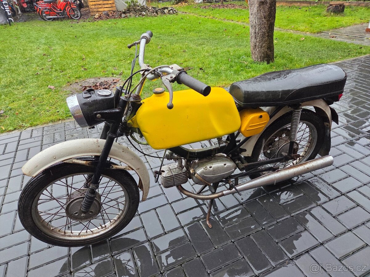 Jawa 23 Mustang bez TP, žlutý, 3. - 2