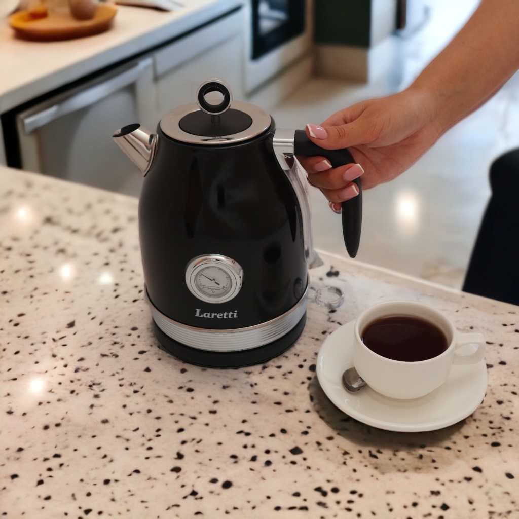 Rychlovarná konvice nova - 2