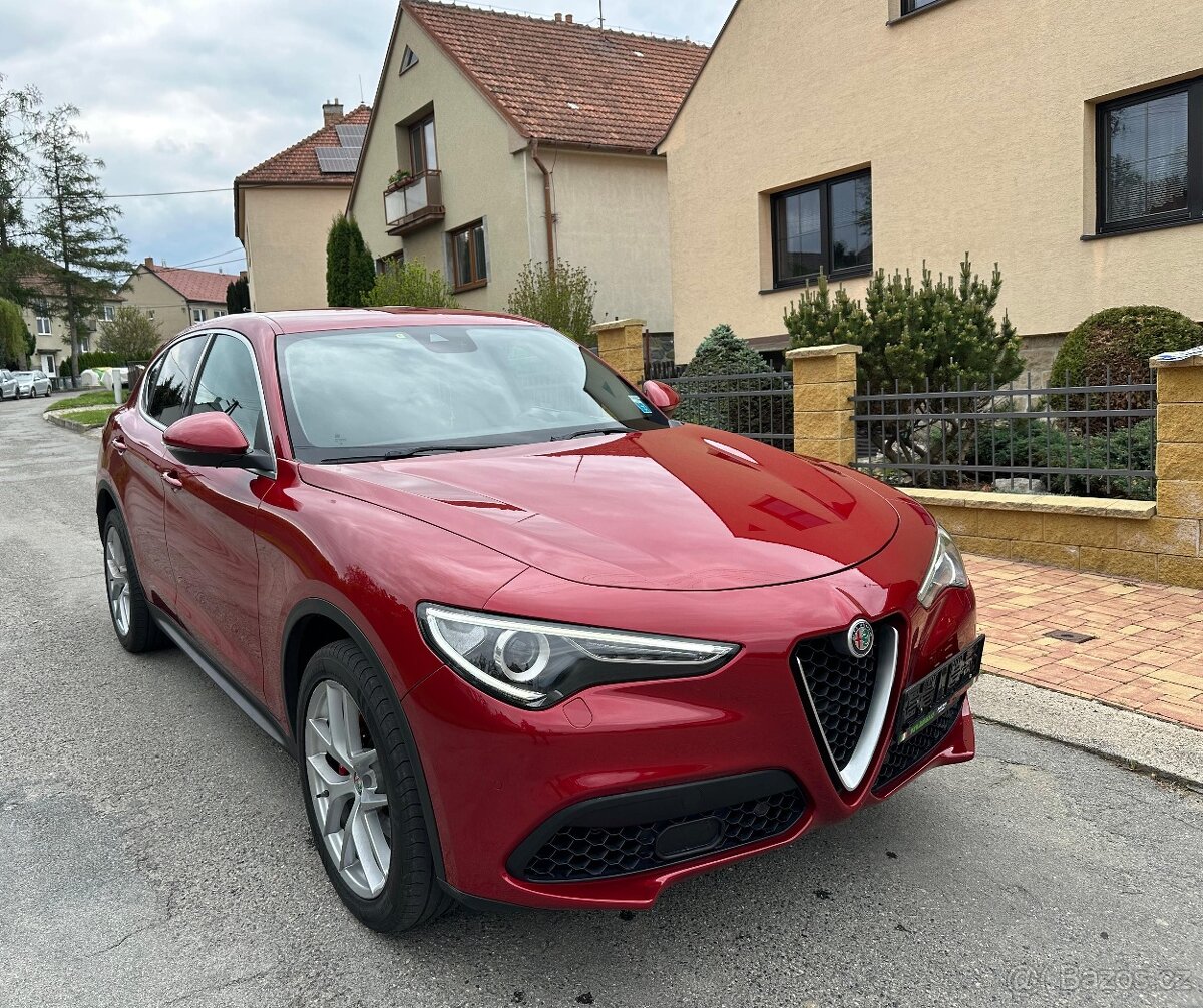 Alfa Romeo Stelvio 2.0T SUPER Q4 206kW - 2
