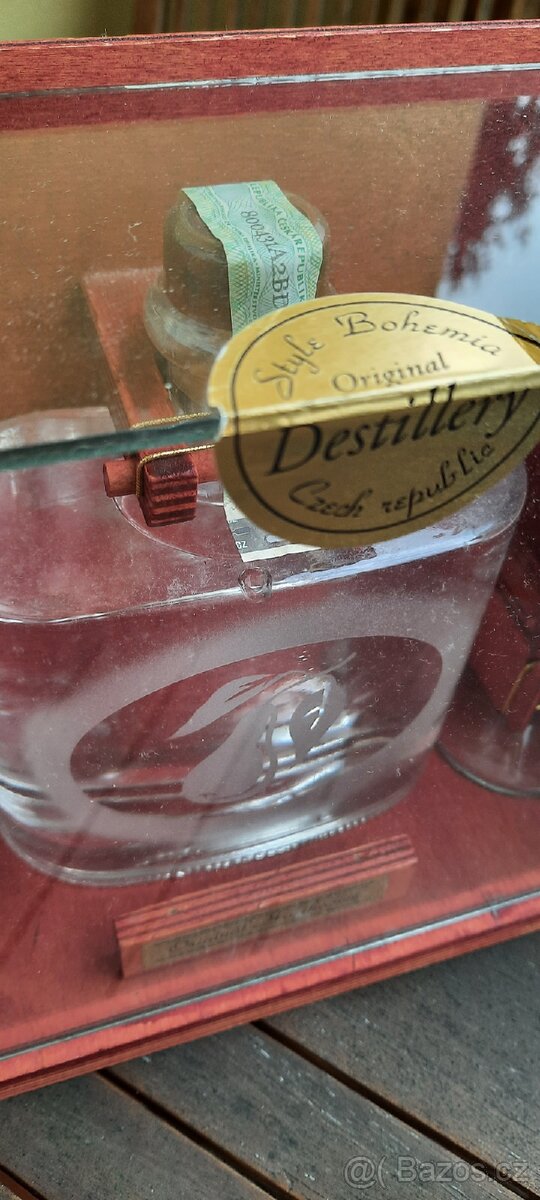 Archivní hruškovice. ALKOHOL - 2