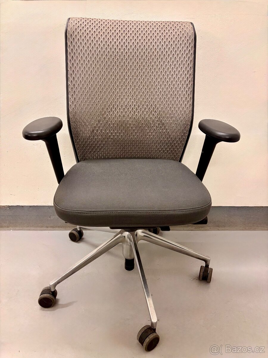Kancelářská židle Vitra ID Mesh - 2