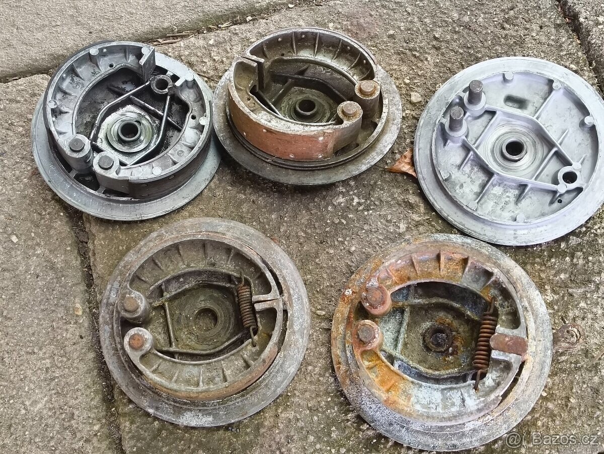 Štíty Jawa ČZ malá kývačka sport 351 352 450 455 453 125 175 - 2