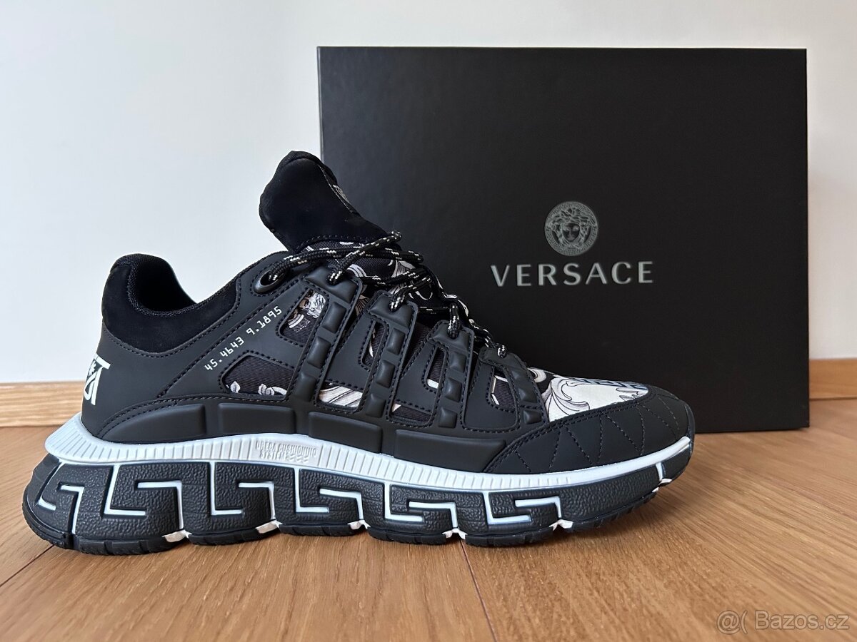 Nové nenošené Versace tenisky vel. 45 - 2