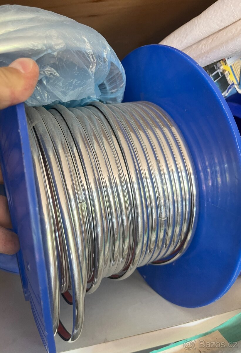 Ochranné/ ozdobné lišty. - 2