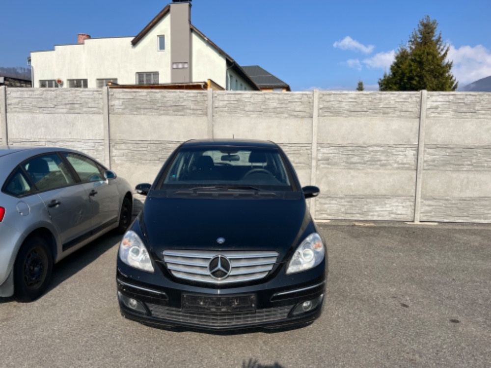 Mercedes Benz B - class W245 - 2