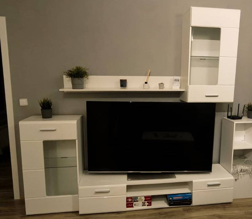 Obývací stěna svítící - 2