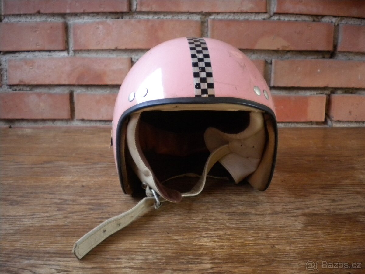 Prodám přilbu - 2