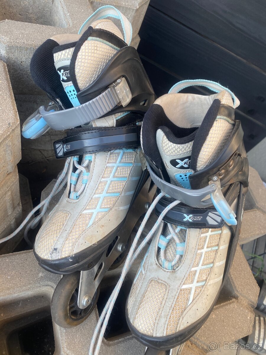 Dámské kolečkové brusle vel 39 - 2