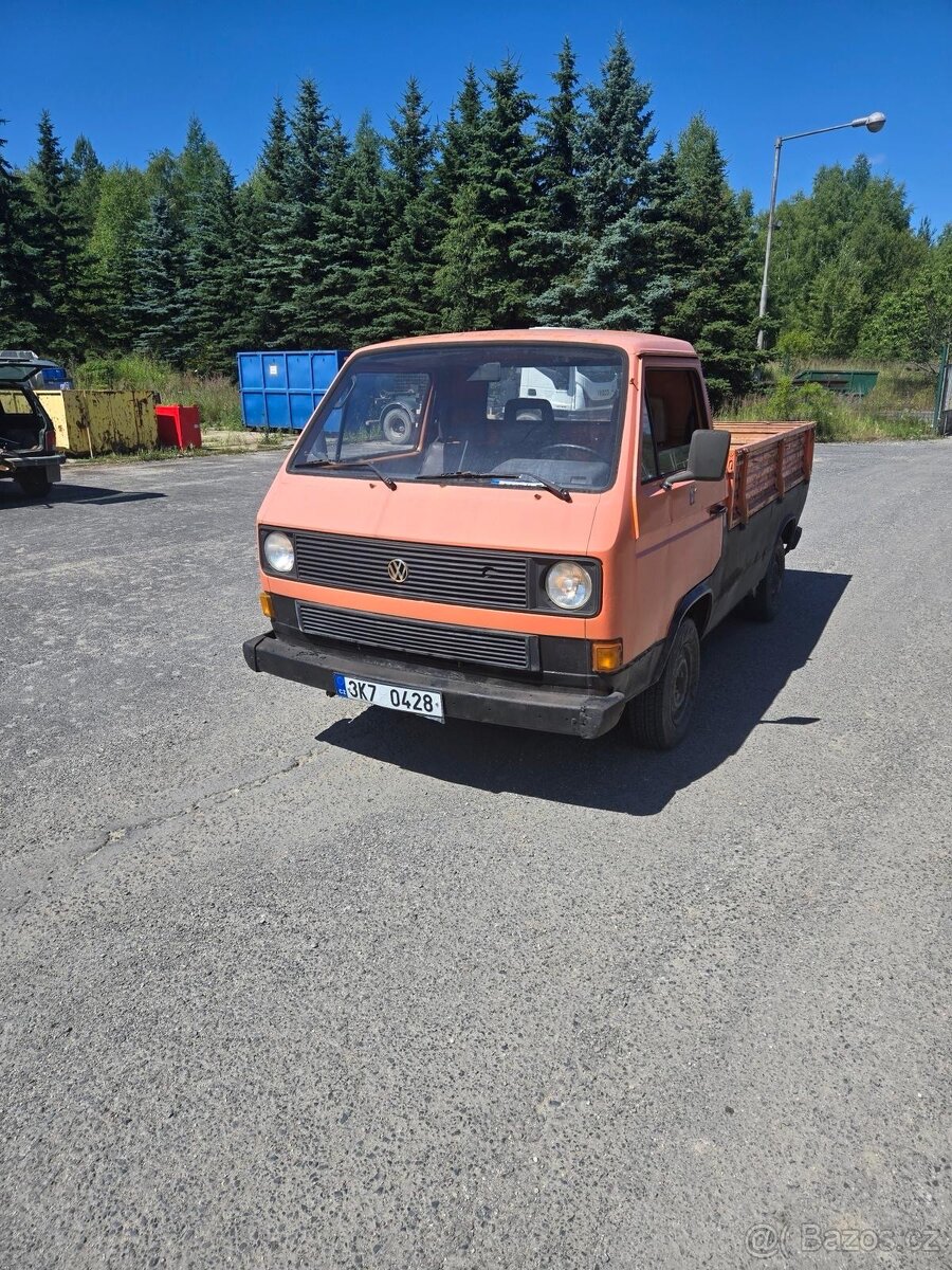 Volkswagen Transporter T5 - 2