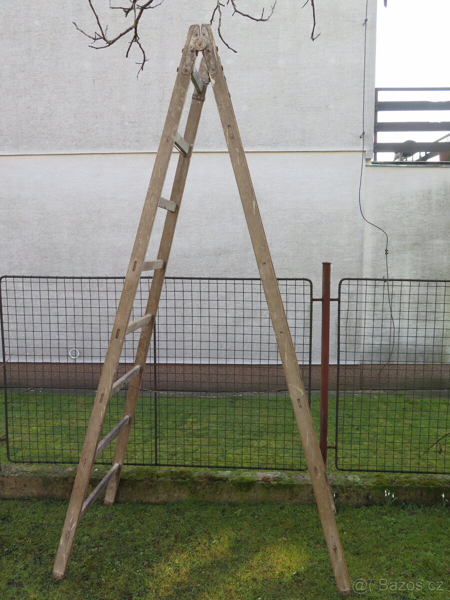 Štafle - žebřík - schůdky - 2
