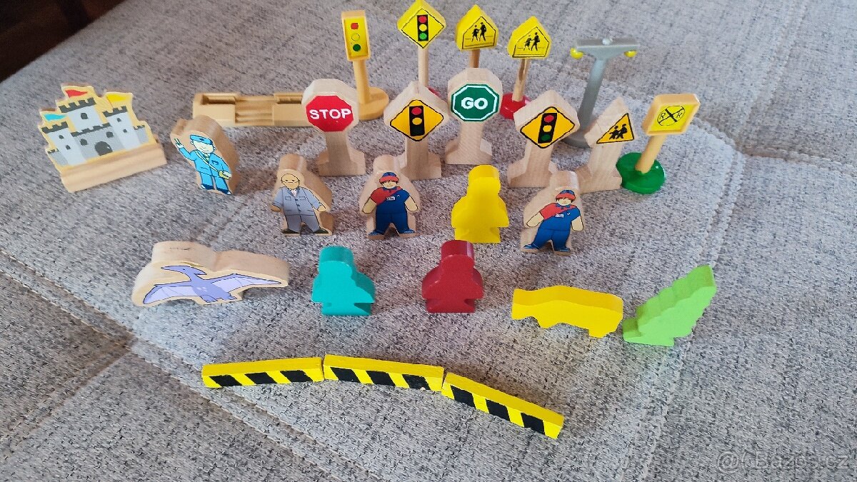 Dřevěná zeleznice - 2