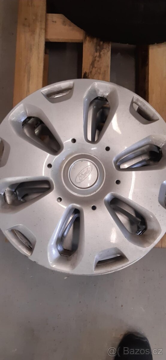 Sada plechových disků a letních pneu - 2