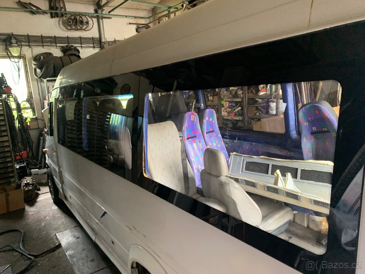 Boční okna Mercedes - 2