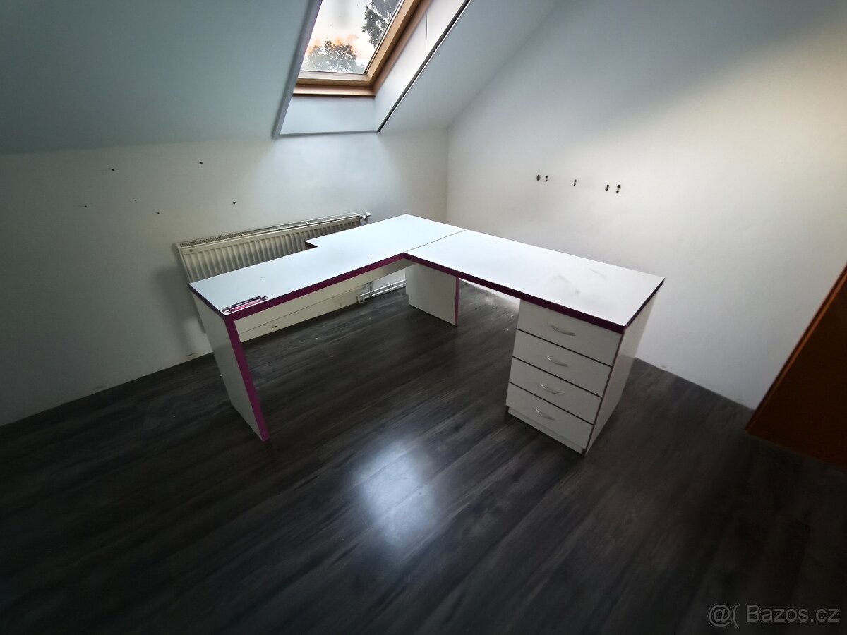 Psací stůl - 2