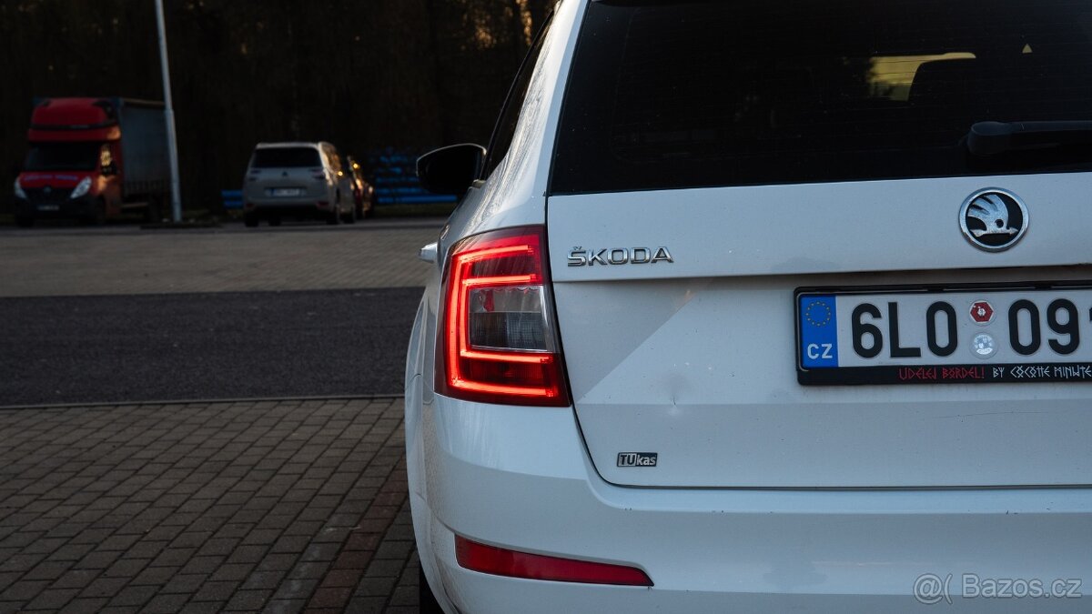 Škoda Octavia III COMBI dvě sady kol - 2