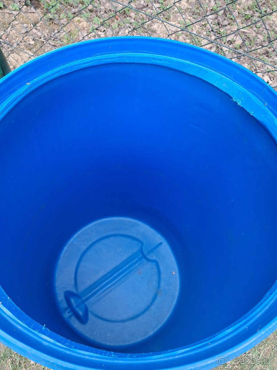 Plastový sud 220 l - 2