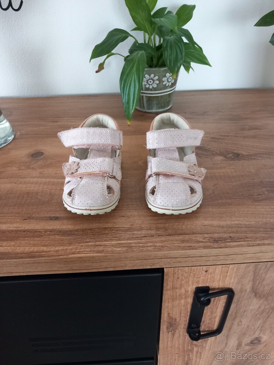 Sandálky Primigi 23 - 2