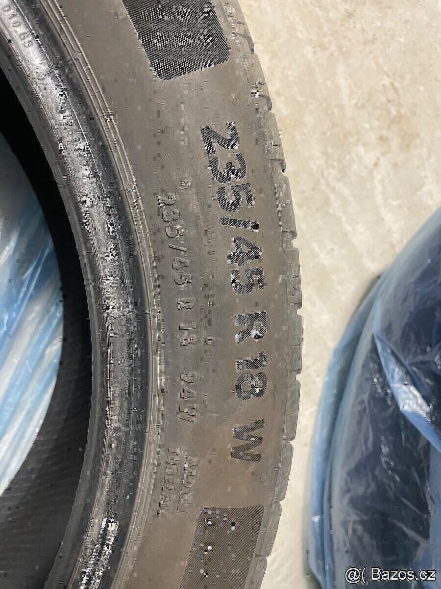 Letní pneu Continental EcoContact 6 235/45 R18 - 2