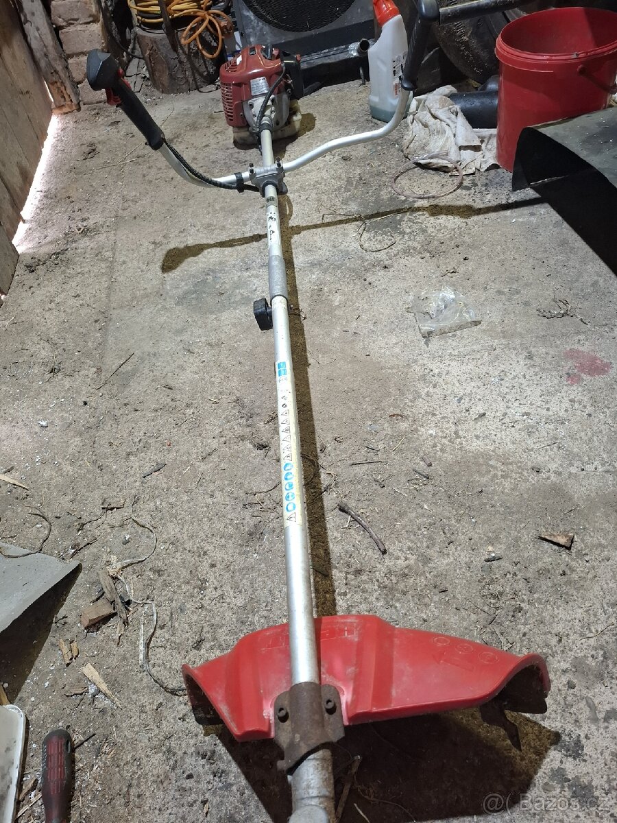 Křovinořez Hecht 129 BTS - 2