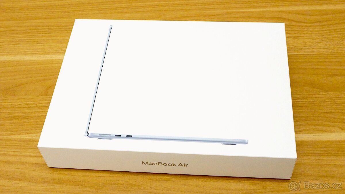 MacBook Air M4 - ZÁRUKA 24 měsíců, Office v ceně - NOVÝ - 2