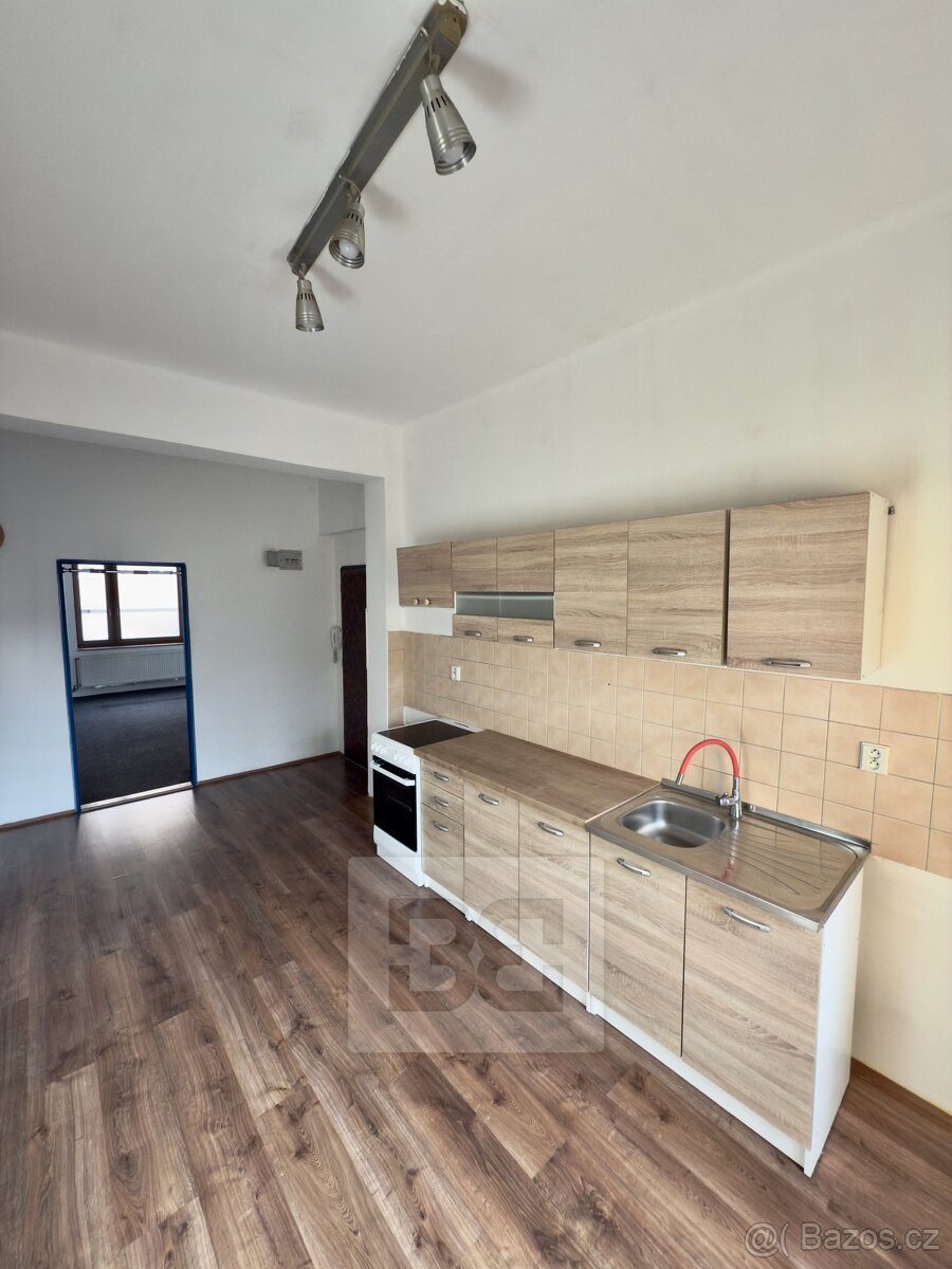 Pronájem bytu 3+1 90 m², Slaný, ev.č. N08561 - 2