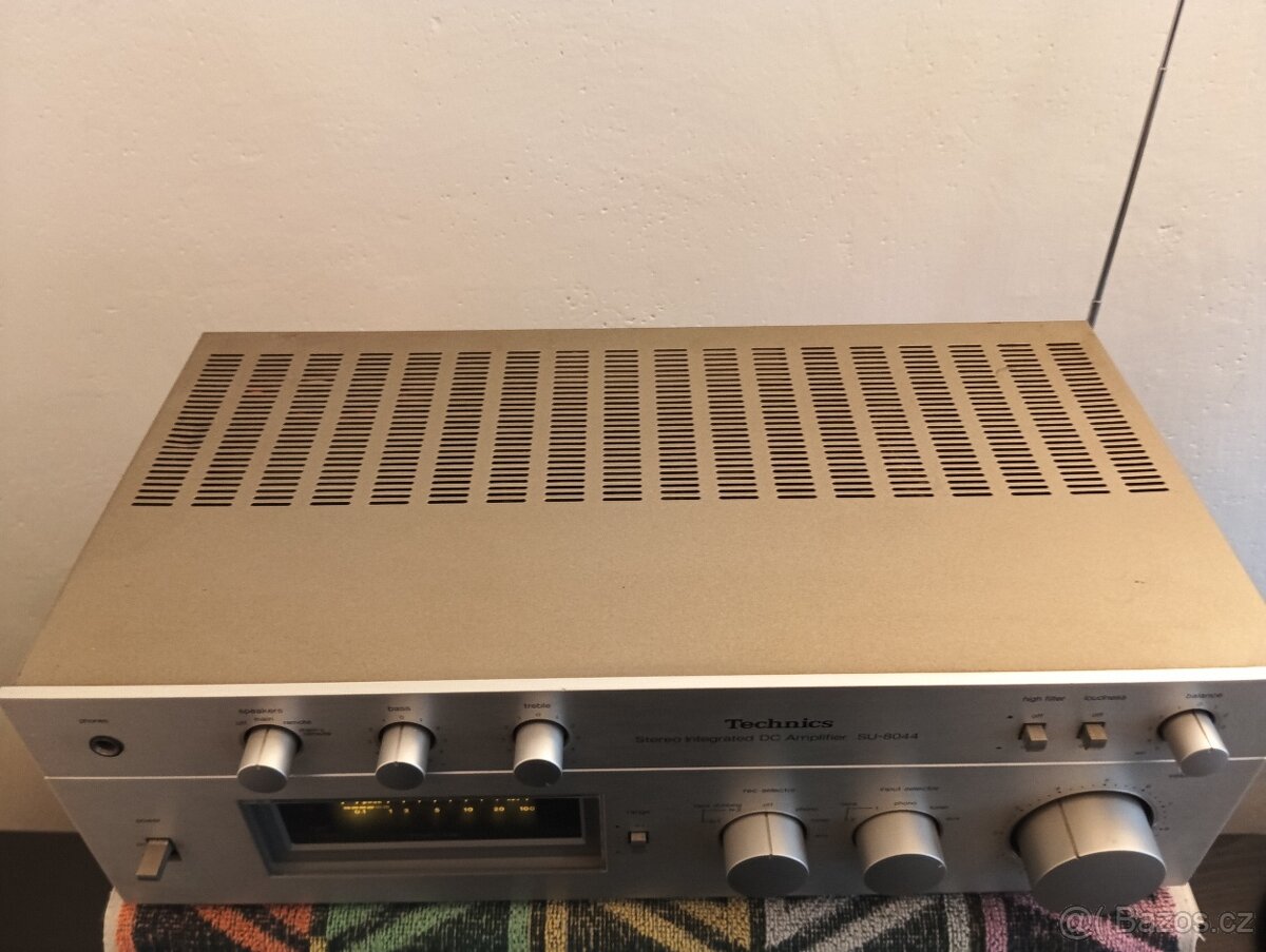 Výprodej komponentů Technics - 2