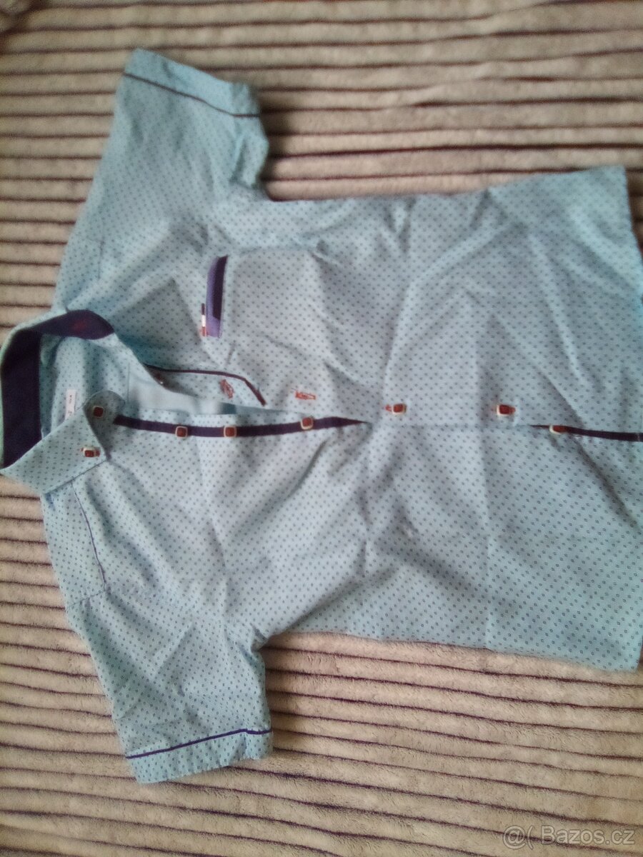 Modrá košile - 2