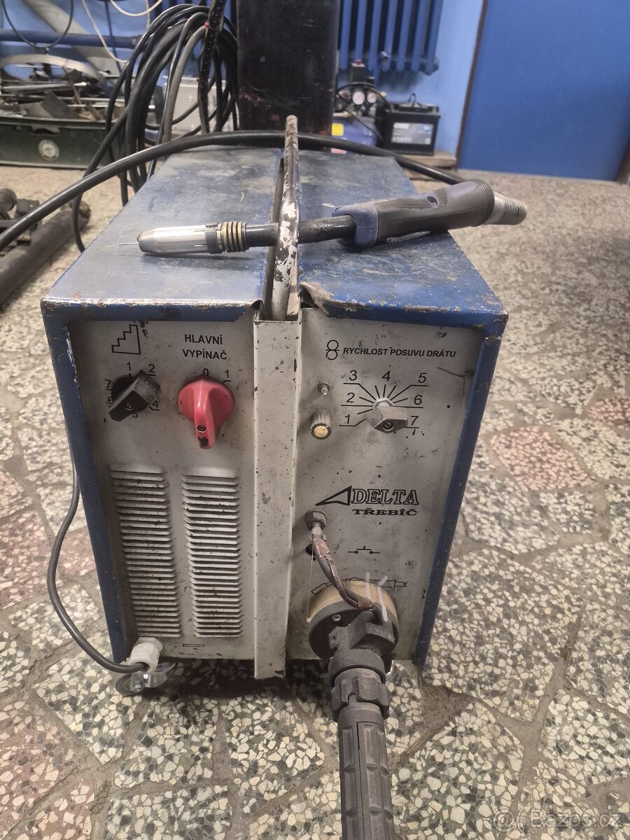 Svářečka CO2 AEK 190 Delta - 2