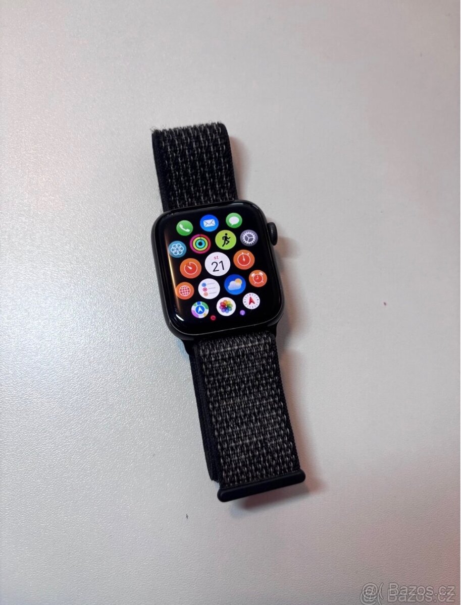Apple watch SE 44mm cellular - 2