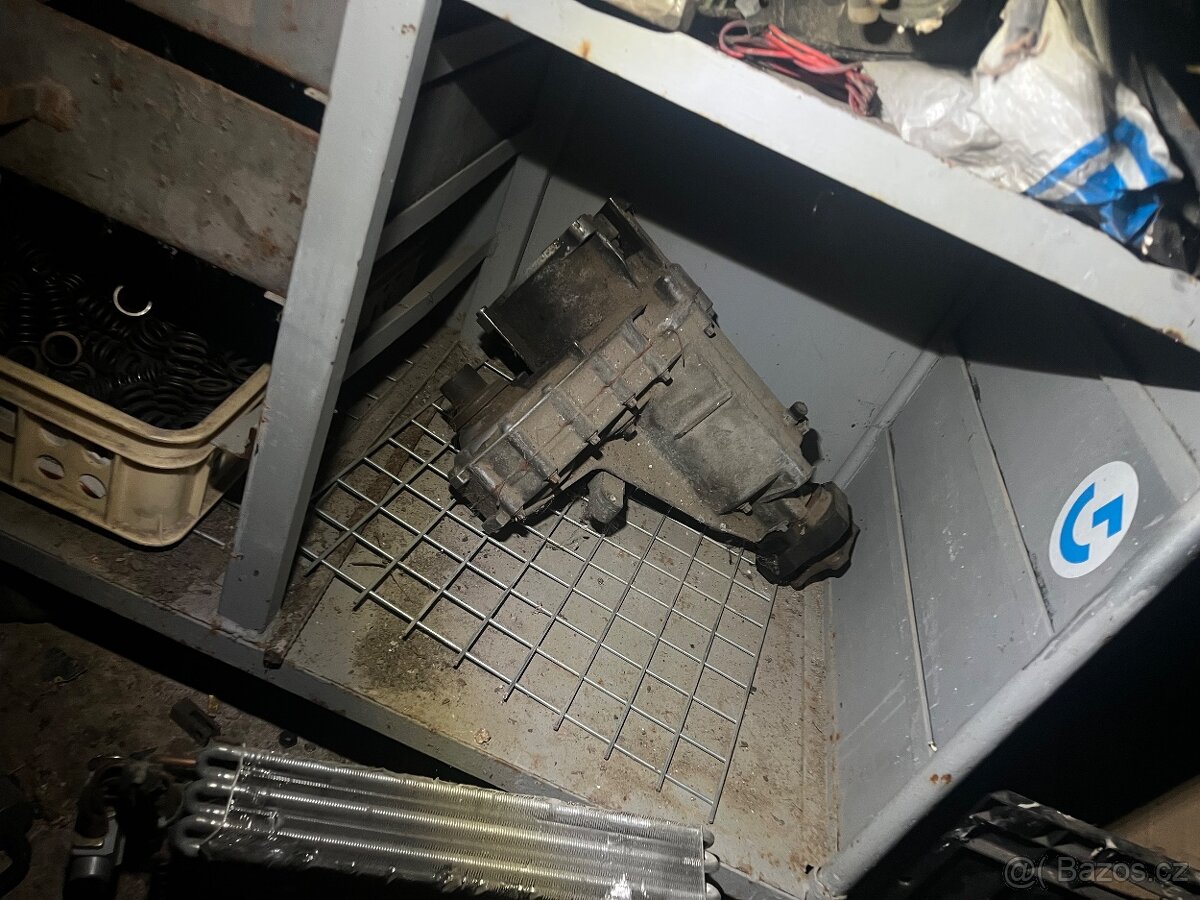 Rozdelovaci prevodovka BMW e34 - 2