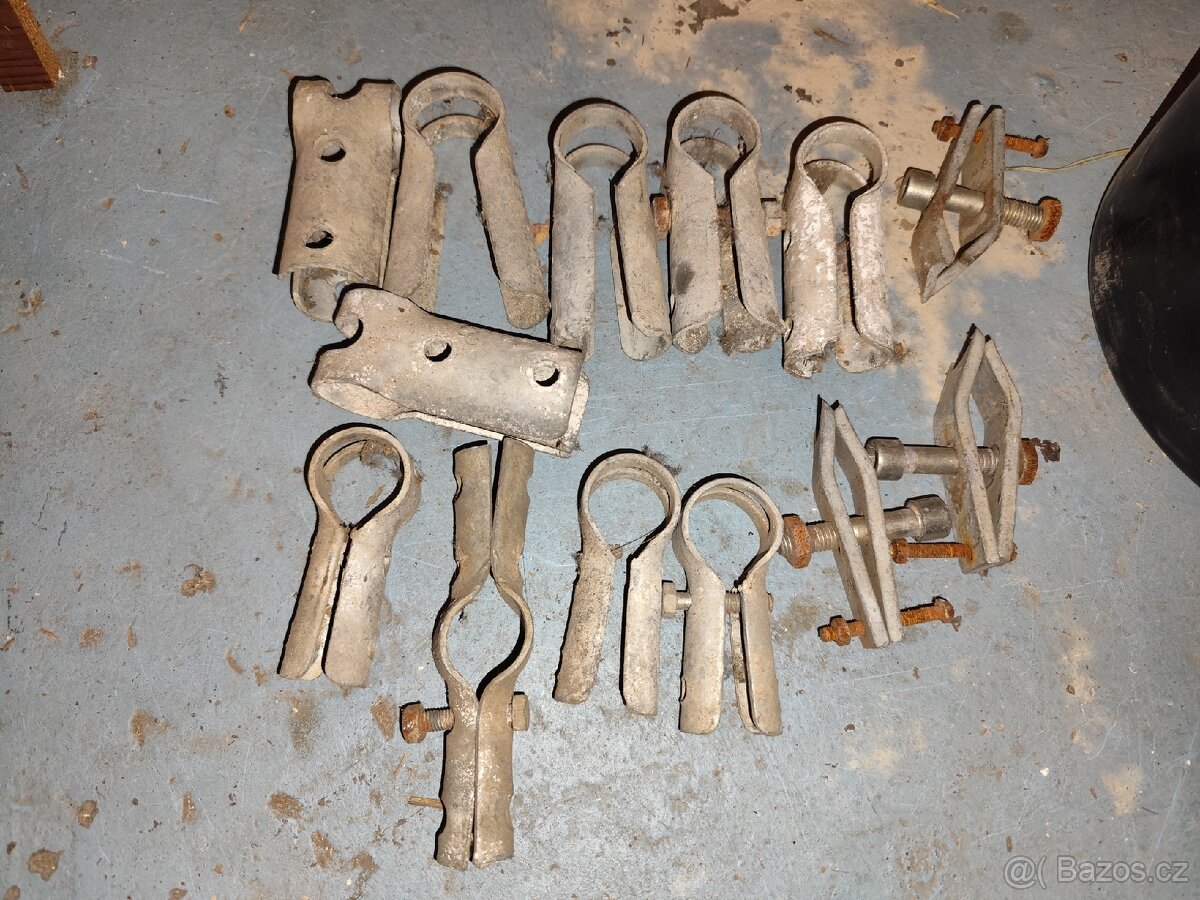 Spojky, spony na regály z trubek - 2