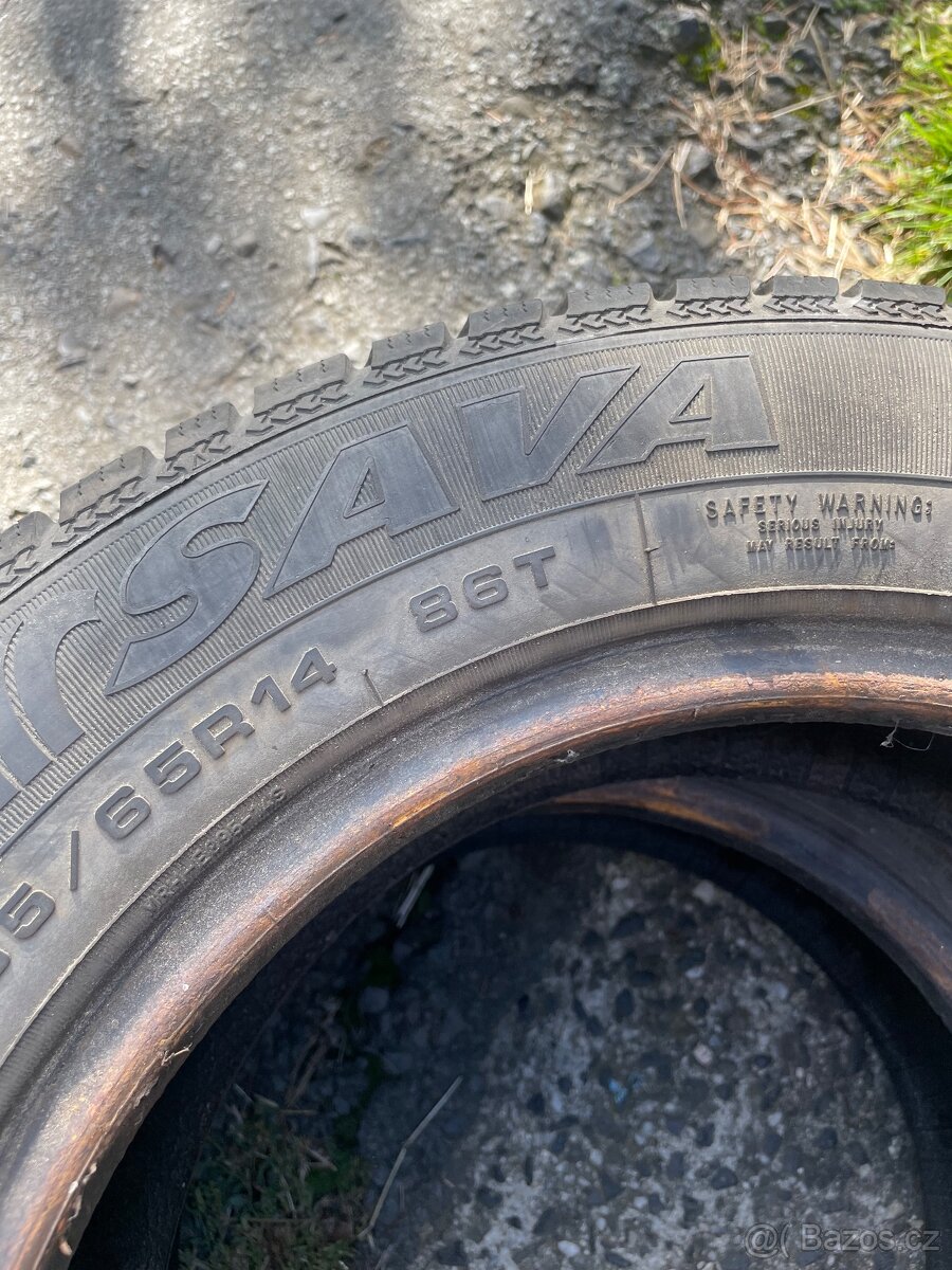 Zimní pneu pár 185/65 r14 - 2