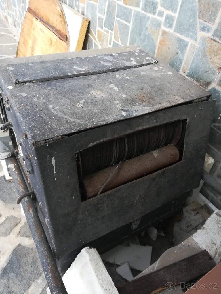 Stavební vrátek - 2