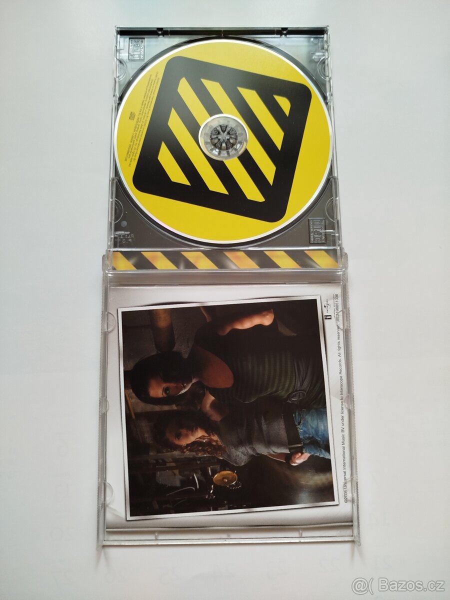 CD t.A.T.u - Dangerous And Moving - 2