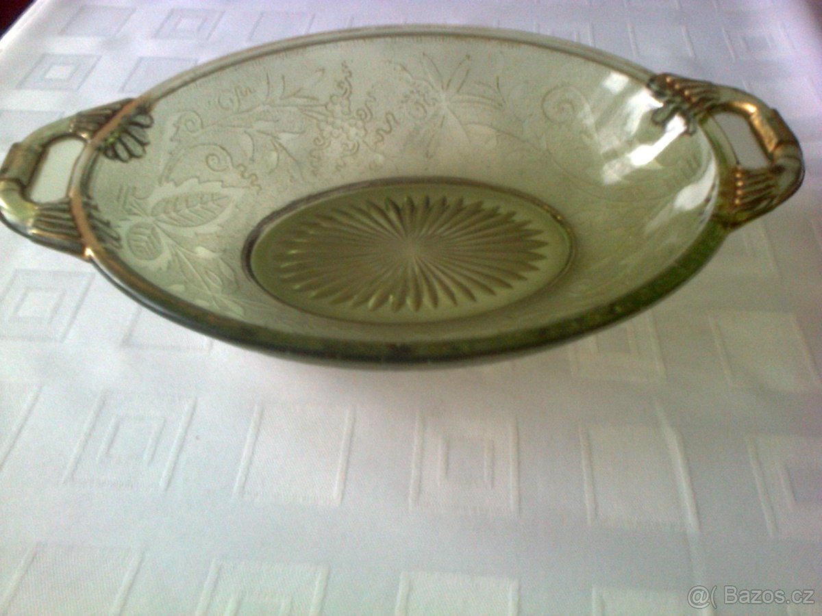 Secese skleněný podnos. - 2